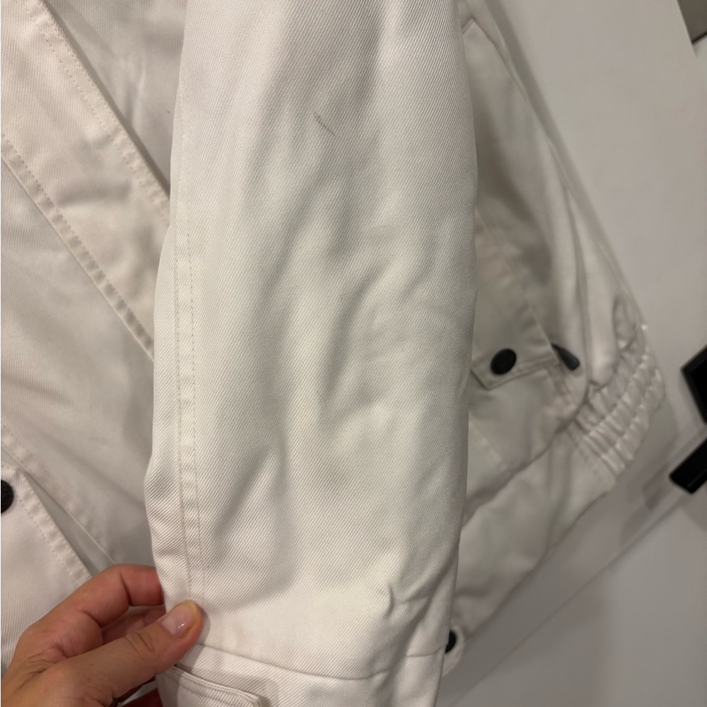 Women's Size M, Firefly, White, Fur-Trimmed Ski Jacket - Picture 13 of 16